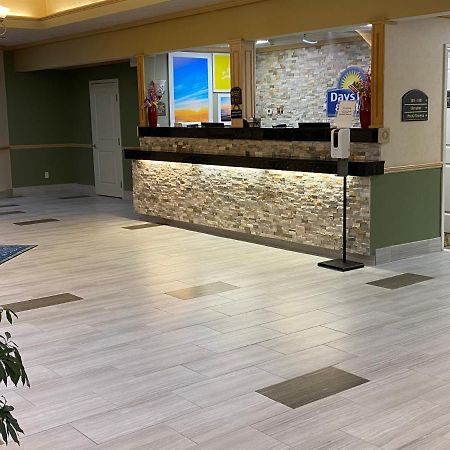Days Inn By Wyndham Pentwater Exteriér fotografie