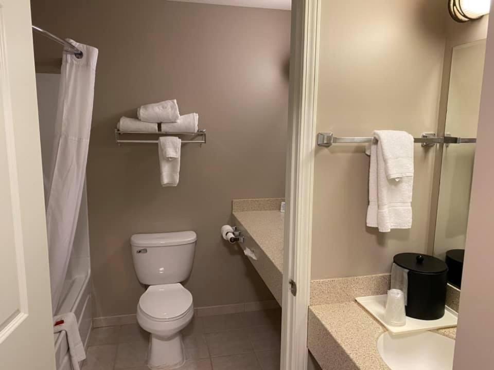Days Inn By Wyndham Pentwater Exteriér fotografie