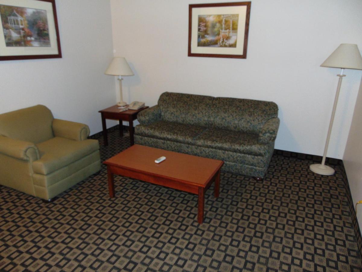 Days Inn By Wyndham Pentwater Pokoj fotografie